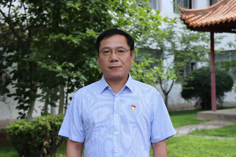 李福庆.jpg 李福庆.jpg