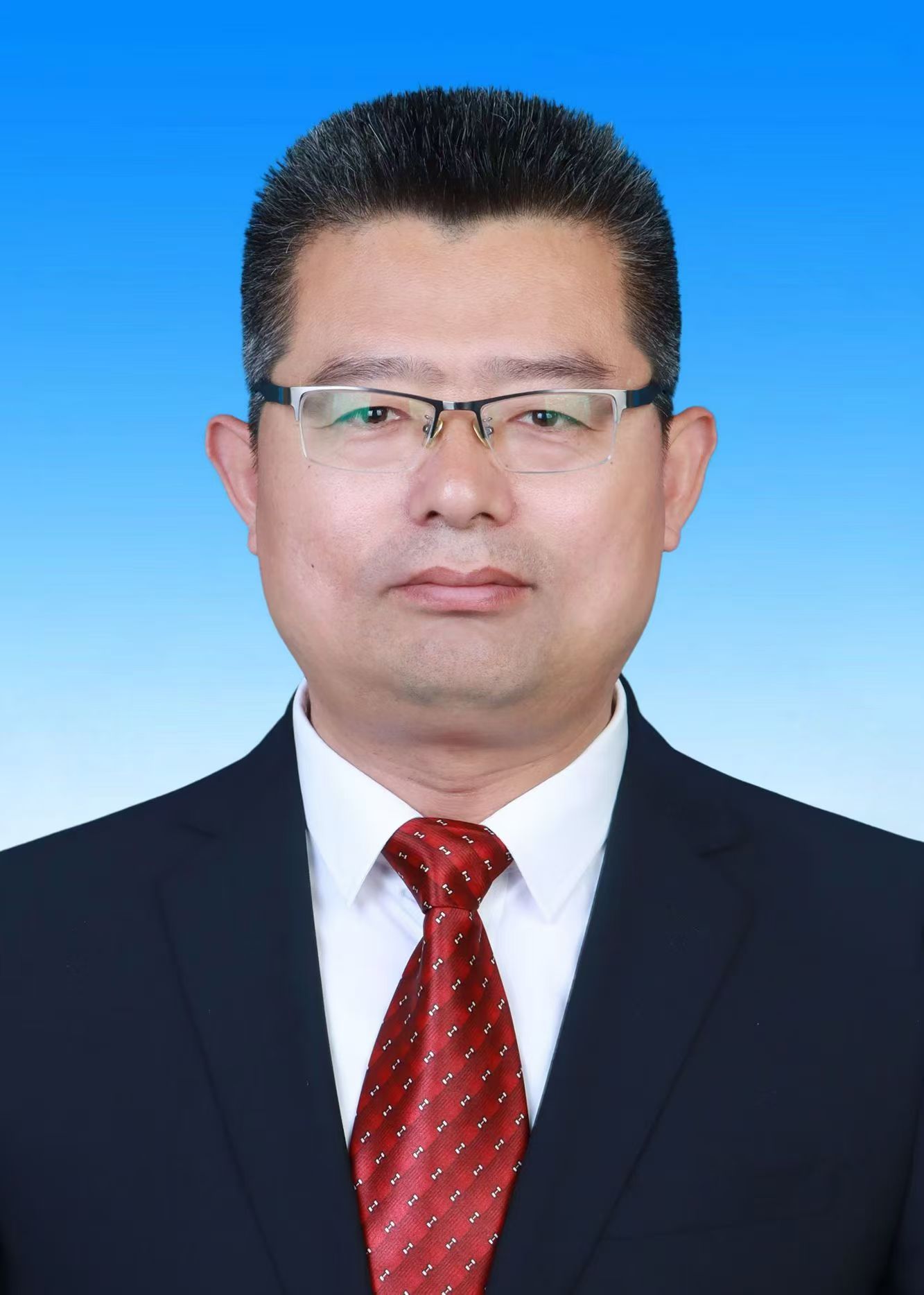 陈强.jpg 陈强.jpg