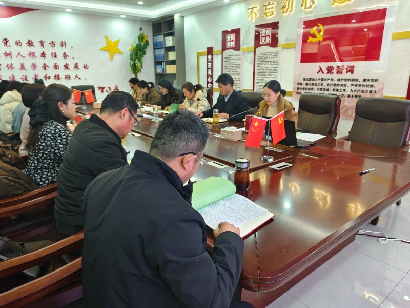 ccf11ff3edf5d53718c1579ab6bc8ec.jpg image