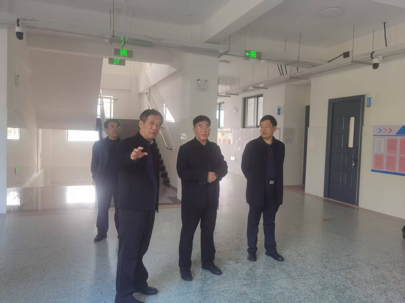 6925c0ad95959cf553a848576e9ba362.jpg 6925c0ad95959cf553a848576e9ba362.jpg