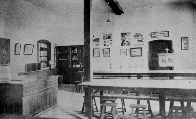 调整大小 生物实验室.jpg