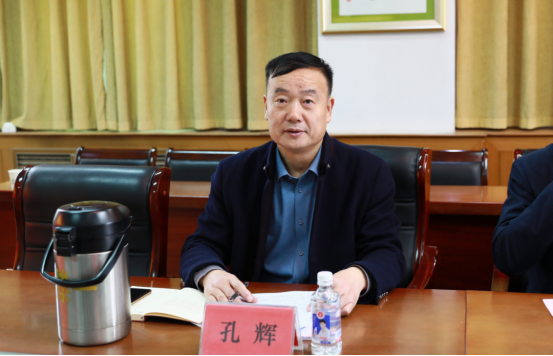 滕州一中腾云教育发展基金会第二届理事会第二次全体会议圆满召开441.png