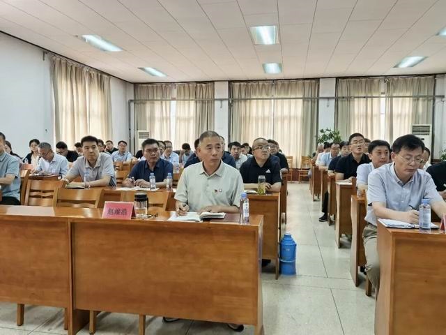 调整大小 3.jpg