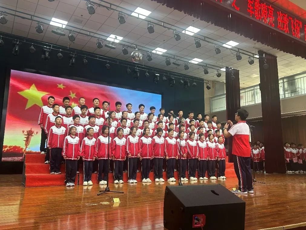 简篇-滕州市至善学校七年级“六声教育·五育融合”之“军歌嘹亮 班歌飞扬”歌咏比赛