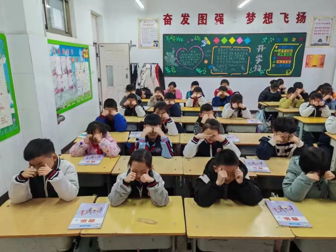 简篇-滕州市至善学校荣获枣庄市儿童青少年近视防控试点学校荣誉称号