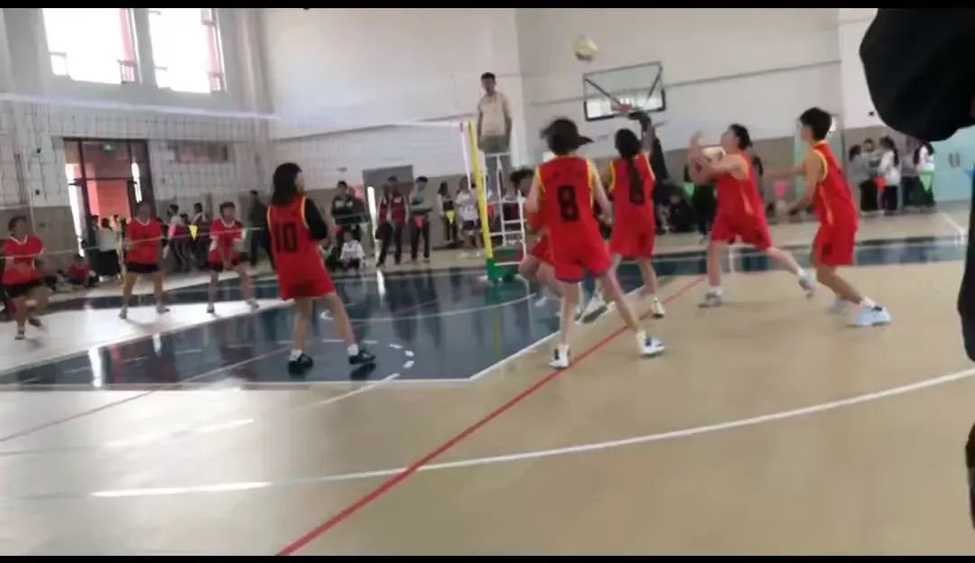 简篇-【喜报】至善学校在滕州市第一届中小学生运动会排球比赛中勇夺佳绩！