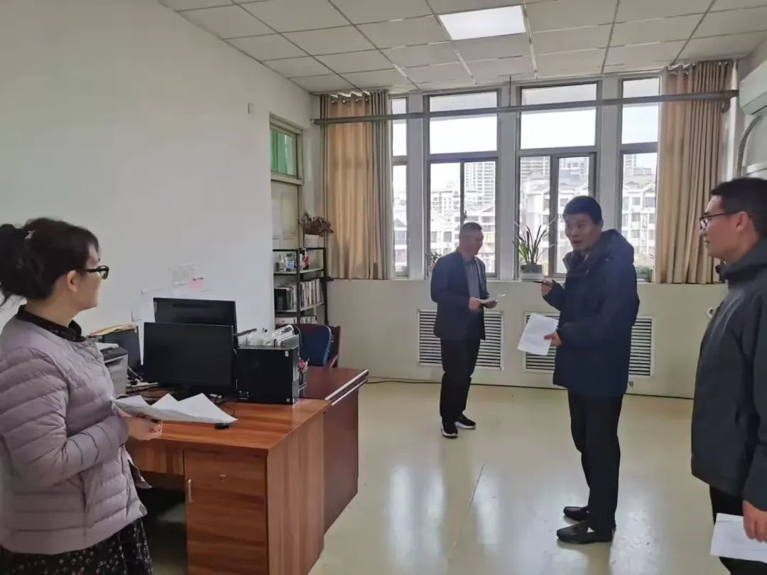 简篇-室雅人和，净心育人———滕州市至善学校开展文明办公室评选活动
