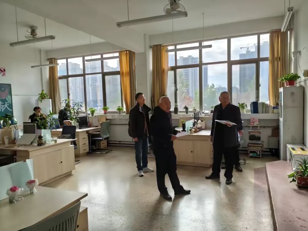 简篇-室雅人和，净心育人———滕州市至善学校开展文明办公室评选活动