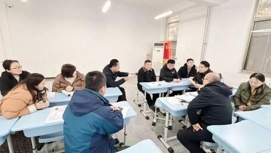 简篇-青蓝同盛绽芳华课堂过关促成长