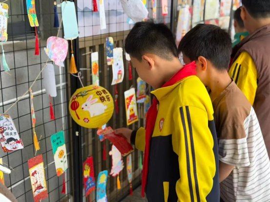 7be89cfbdfbc20bd40ea768fb0dadcba2706785d