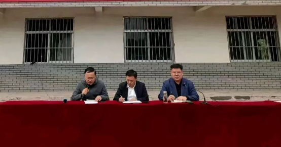 简篇-家校共育，静待花开——滕州市至善学校召开“校家社协同育人”家校联谊会暨七年级家长会