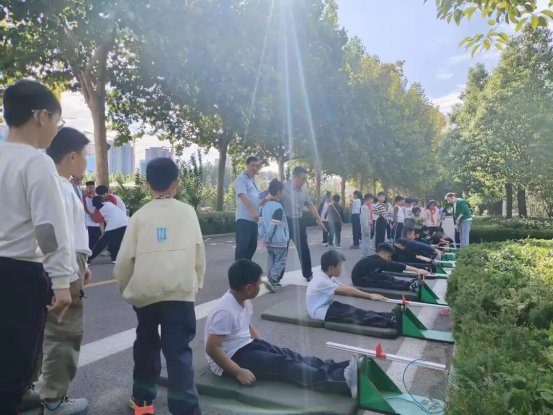 简篇-滕州市至善学校小学部体质冠军争霸赛