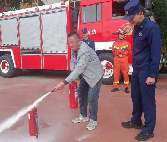 简篇-滕州市至善学校七年级消防演练活动