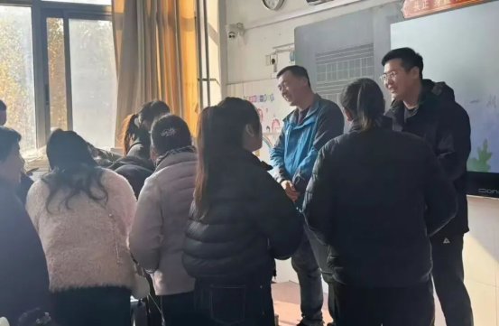 简篇-凝心聚力促成长 家校携手谱新篇 —— 至善学校小学部家长会圆满落幕