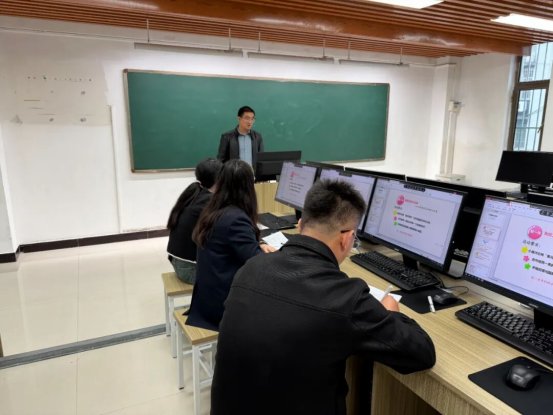 f649ffaf892a6bbf8272d51bb8c7d09584aa628c