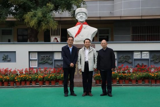 ab096d31ec762a27b1377cc0d5852eb4f964aa47