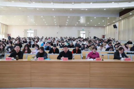 简篇-“携手话英语，示范展风采”-滕州市初中英语学科教学研讨会