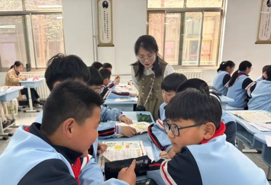 简篇-弘扬传统文化 赓续民族根脉——全市小学中华优秀传统文化优质课评选活动在至善学校小学部成功举行
