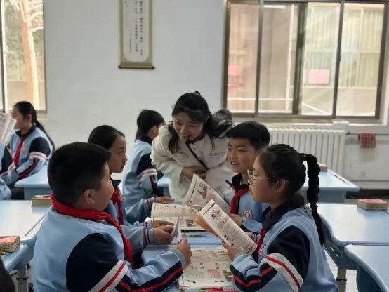简篇-弘扬传统文化 赓续民族根脉——全市小学中华优秀传统文化优质课评选活动在至善学校小学部成功举行