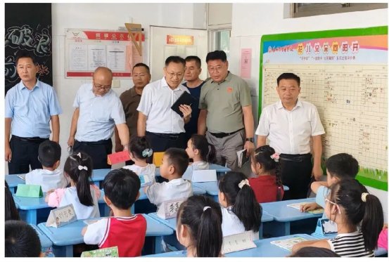简篇-秋韵绘新篇 扬帆再启航 --至善学校小学部2025年秋季开学纪实