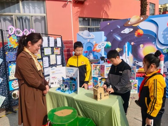 e459ec512ae93bfcb582f09695b9a1d4519debdf