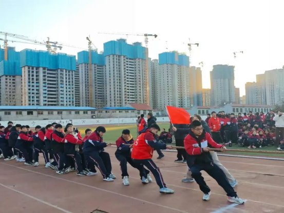 简篇-推动“六声”教育,共创活力校园 至善学校“庆元旦 迎新春”暨体育艺术节七年级拔河比赛