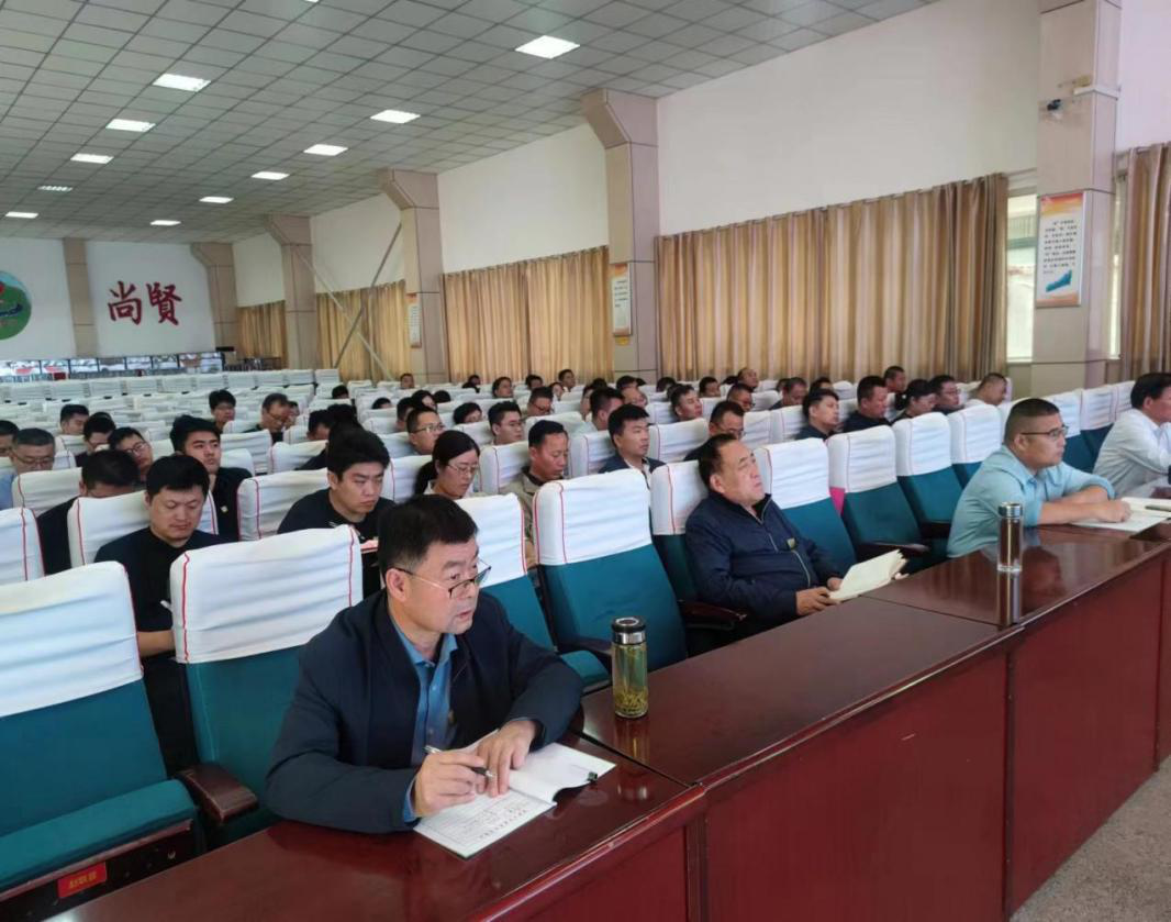 慧做班主任育见新成长山东省班主任培训会暨滕州尚贤中学德育工作研讨