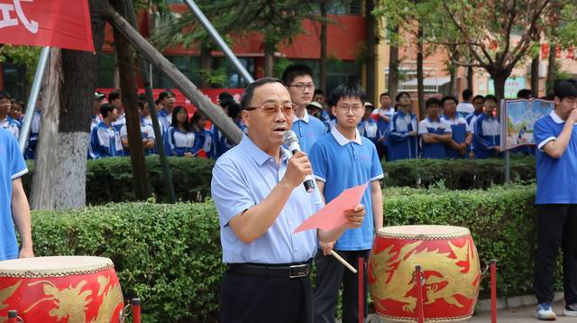 滕州一中举行“祝福高三，出征壮行”仪式 - 山东省滕州市第一中学